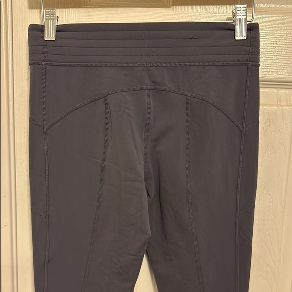 lululemon athletica Gray Leggings #110 - Picture 4 of 10